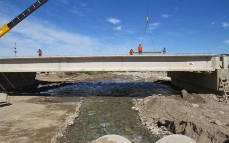 La autopista a Nogolí cuenta con un 80% de avance