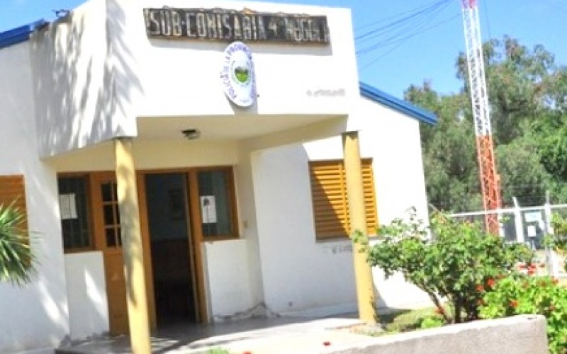 Jugaba con un arma y se disparó en la cabeza