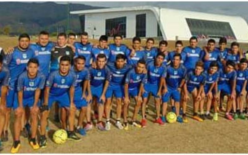 El celeste lista para los tramos finales