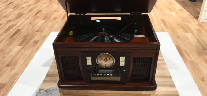 Cuando el futuro reinventa el pasado: tocadiscos con bluetooth en la feria CES 2019