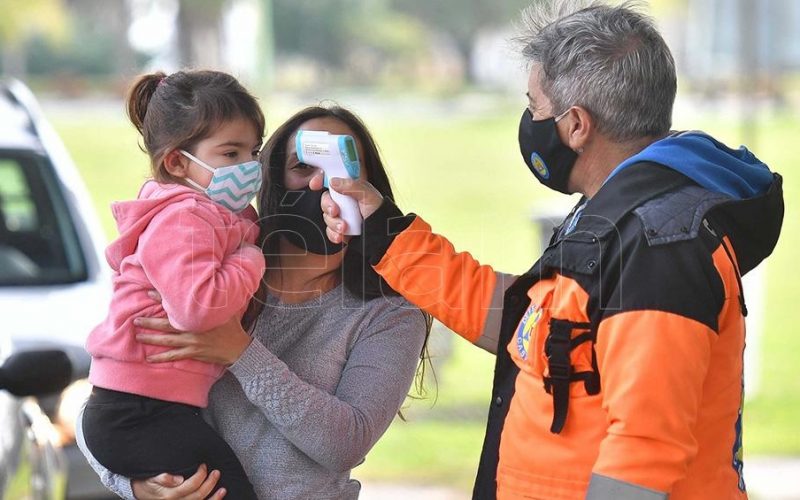 Cuáles son los dos nuevos síntomas de coronavirus que definió la OMS