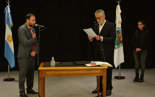 El gobernador le tomó juramento a Luis Macagno como nuevo coordinador de la Secretaría de Turismo